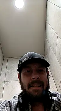 axelongshaft69 online show from March 14, 2025, 5:13 pm