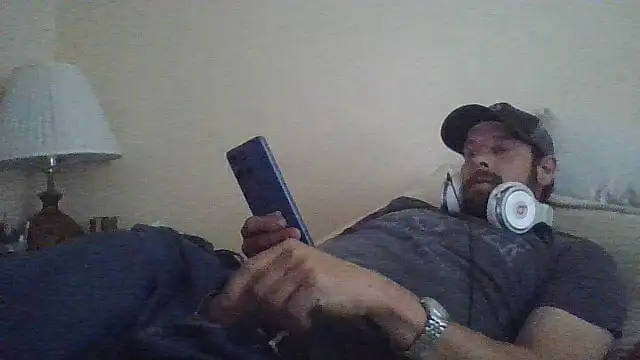 Snapshot of axelongshaft69 chatting on May 15, 2026, 3:30 pm axelongshaft69 online show from May 15, 2026, 3:30 pm