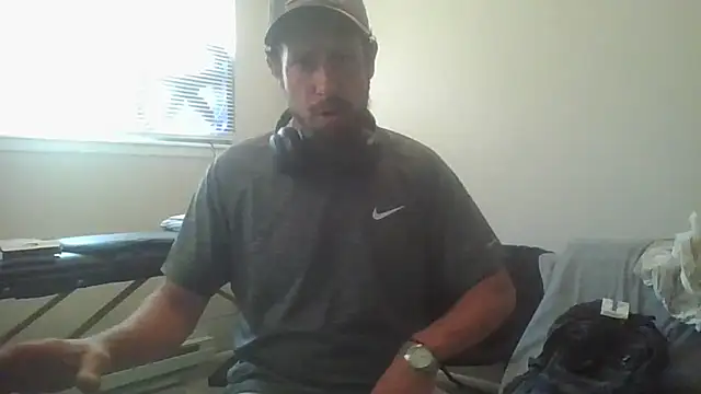 Snapshot of axelongshaft69 chatting on July 20, 2026, 12:29 pm axelongshaft69 online show from July 20, 2026, 12:29 pm