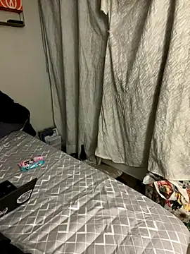 AleFantasy0001 online show from October 21, 2025, 4:24 am