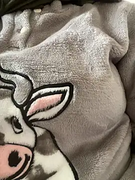 Lina-lolo online show from January 5, 2025, 11:04 am