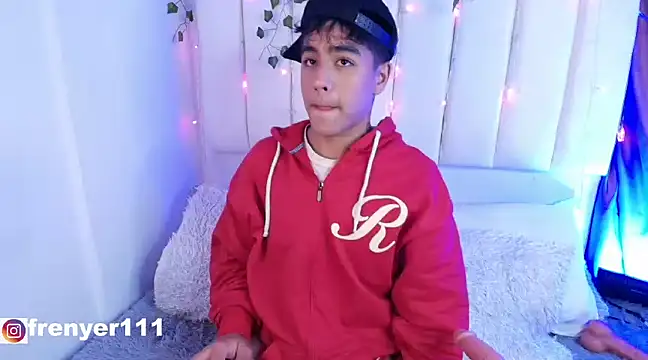 kiing azahell online show from January 10, 2025, 3:07 am