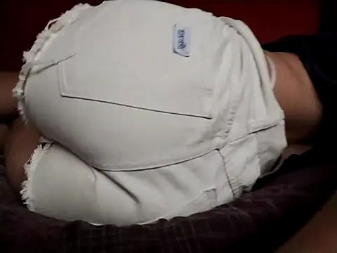 Cloeegoth online show from March 22, 2025, 3:42 pm