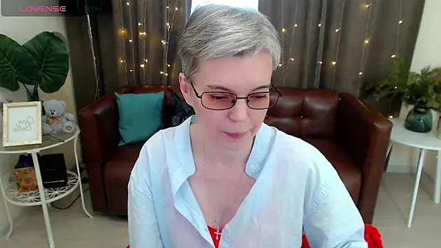 Snapshot of Cutie_Erikaa1 chatting on December 26, 2024, 8:50 am Cutie Erikaa1 online show from December 26, 2024, 8:50 am