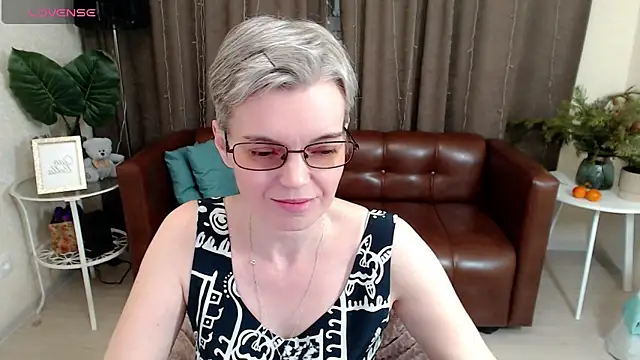 Snapshot of Cutie_Erikaa1 chatting on December 31, 2024, 3:42 pm Cutie Erikaa1 online show from December 31, 2024, 3:42 pm