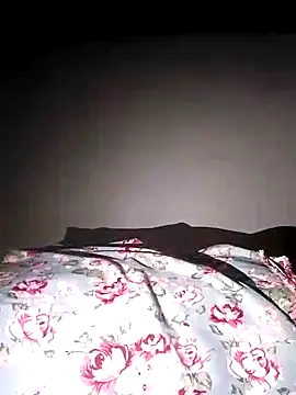 Sweet   Dick online show from December 9, 2024, 8:33 pm