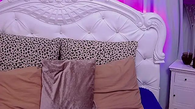 JiaLiss online show from September 24, 2025, 3:32 am