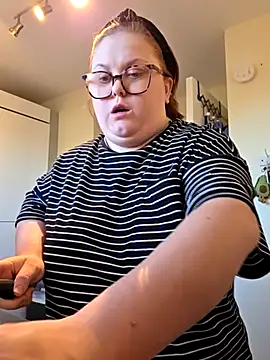 Tallulah-mae-xoxox online show from November 8, 2025, 3:23 pm