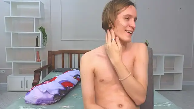 nikompell online show from December 31, 2024, 4:16 am