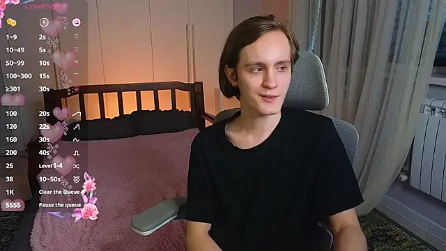 nikompell online show from February 23, 2025, 6:28 am