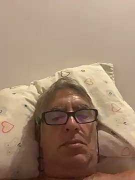 Parmau1 online show from April 30, 2026, 1:45 am