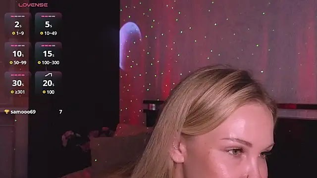 Snapshot of Erotic_Ann chatting on March 3, 2025, 3:20 pm Erotic Ann online show from March 3, 2025, 3:20 pm