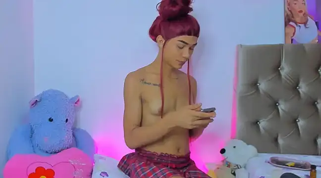 StassieBell online show from February 11, 2025, 6:51 am