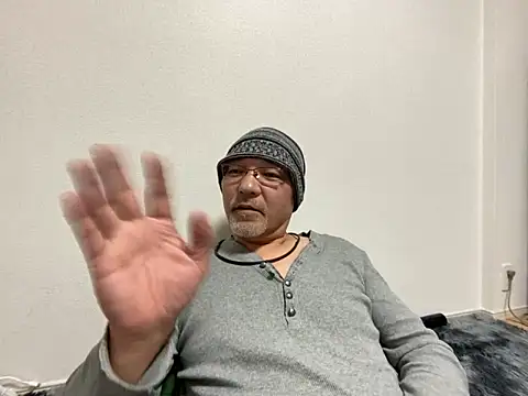 Grandpa29hijii online show from February 27, 2025, 12:45 pm