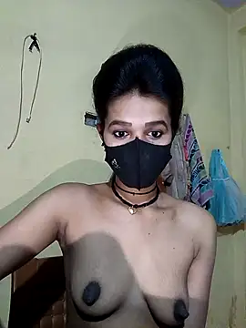 Snapshot of Hoty_girl_143 chatting on February 21, 2025, 1:44 am Hoty girl 143 online show from February 21, 2025, 1:44 am