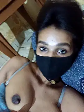 Snapshot of Hoty_girl_143 chatting on March 2, 2025, 10:14 am Hoty girl 143 online show from March 2, 2025, 10:14 am