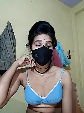 Snapshot of Hoty_girl_143 chatting on March 12, 2025, 7:24 am Hoty girl 143 online show from March 12, 2025, 7:24 am