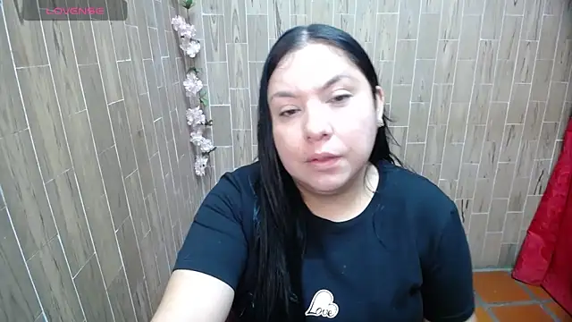 solyeria online show from March 8, 2026, 1:36 am