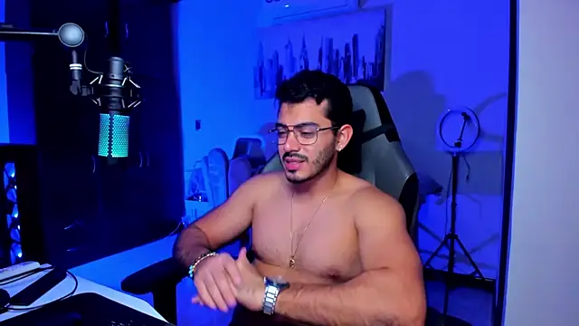 BrunoD31 online show from November 18, 2025, 3:45 am