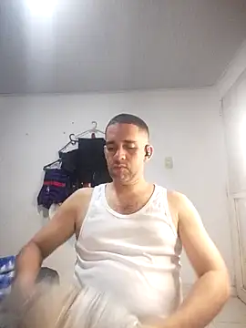 Snapshot of CRISTHIAN_GREY01 chatting on November 28, 2025, 6:16 am CRISTHIAN GREY01 online show from November 28, 2025, 6:16 am