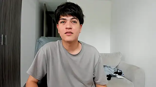 JaycoThomas online show from January 14, 2026, 2:44 pm