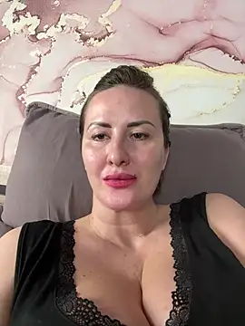 Snapshot of LanaShockk chatting on January 13, 2025, 5:12 am LanaShockk online show from January 13, 2025, 5:12 am