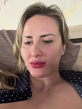 Snapshot of LanaShockk chatting on March 4, 2025, 9:29 am LanaShockk online show from March 4, 2025, 9:29 am