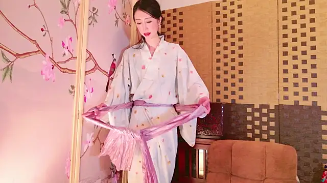 aya  me online show from December 24, 2024, 8:11 am