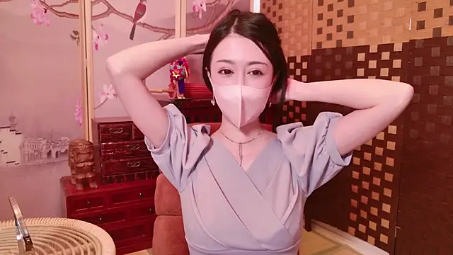 aya  me online show from March 9, 2025, 6:50 am