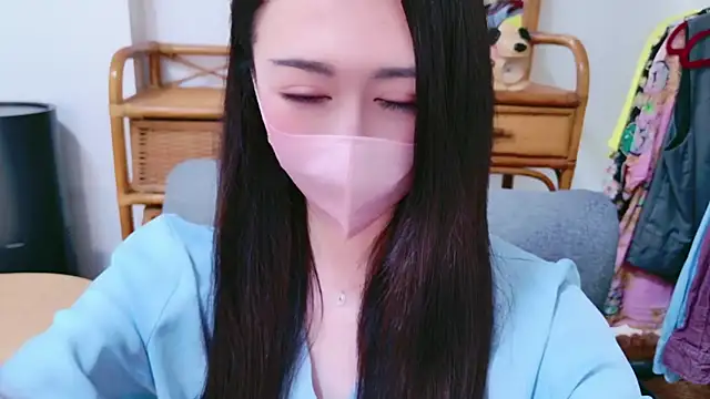 aya  me online show from March 16, 2025, 6:31 am