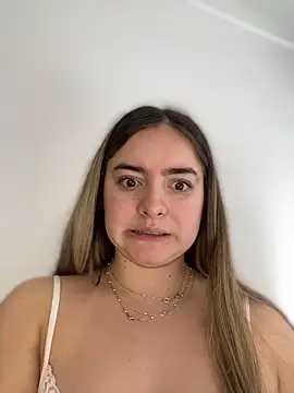 Snapshot of imlindapink chatting on December 5, 2025, 5:09 pm imlindapink online show from December 5, 2025, 5:09 pm