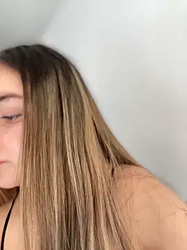 Snapshot of imlindapink chatting on December 16, 2025, 4:56 pm imlindapink online show from December 16, 2025, 4:56 pm