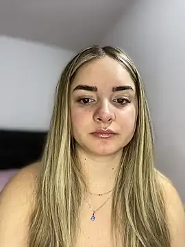 Snapshot of imlindapink chatting on January 14, 2026, 4:56 pm imlindapink online show from January 14, 2026, 4:56 pm