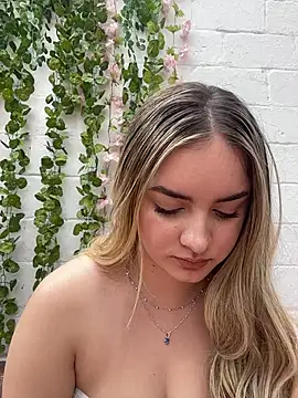 Snapshot of imlindapink chatting on February 6, 2026, 5:16 pm imlindapink online show from February 6, 2026, 5:16 pm