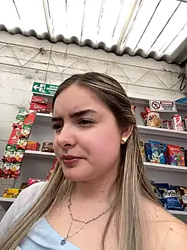 Snapshot of imlindapink chatting on March 5, 2026, 7:10 pm imlindapink online show from March 5, 2026, 7:10 pm