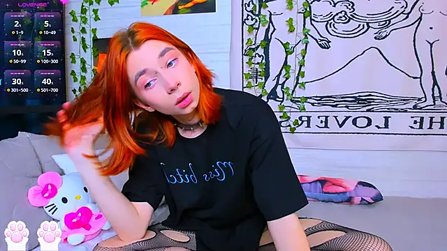 Snapshot of dani_murrr chatting on December 2, 2024, 8:11 pm dani murrr online show from December 2, 2024, 8:11 pm