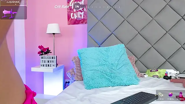 SaraSchmitt online show from February 27, 2025, 1:38 am