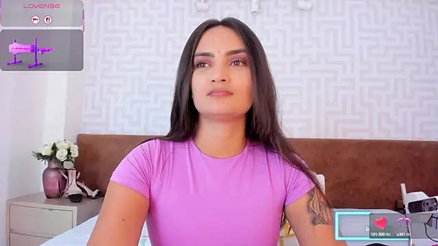 anany   online show from September 25, 2025, 7:06 pm