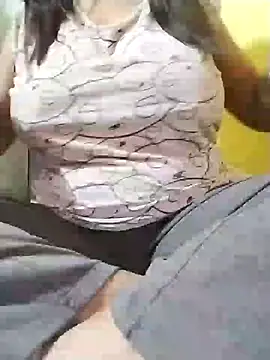 delhi gril online show from December 26, 2024, 12:16 pm