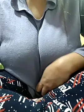 delhi gril online show from January 8, 2025, 8:50 pm