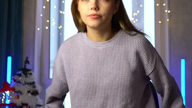 norakisses online show from December 13, 2024, 9:46 am