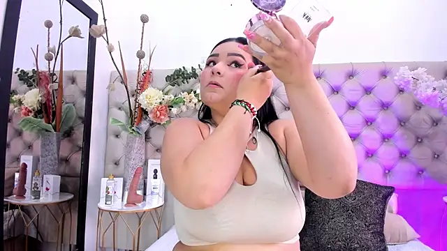 KatyaPittman online show from April 5, 2026, 8:50 pm