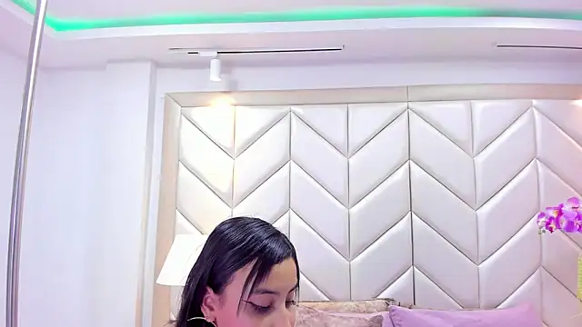 Snapshot of NairobiLee chatting on February 4, 2025, 3:04 pm NairobiLee online show from February 4, 2025, 3:04 pm