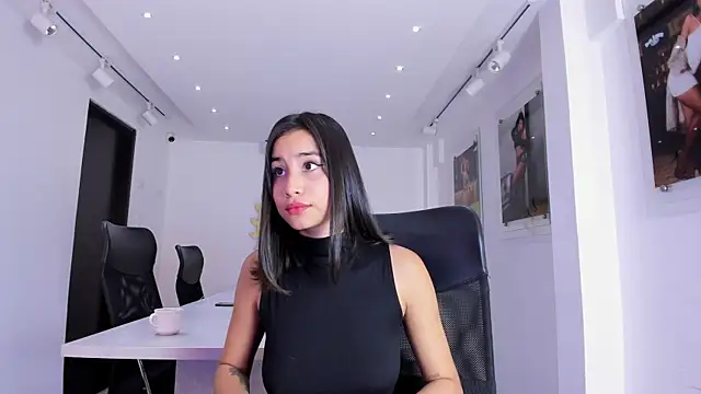 Snapshot of NairobiLee chatting on September 10, 2025, 11:21 am NairobiLee online show from September 10, 2025, 11:21 am