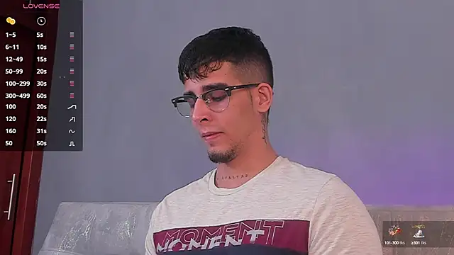 iamcamiloo  online show from December 30, 2024, 10:12 pm