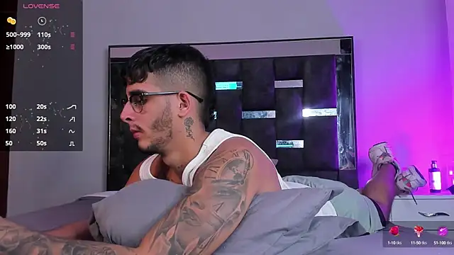 iamcamiloo  online show from February 20, 2025, 5:23 am