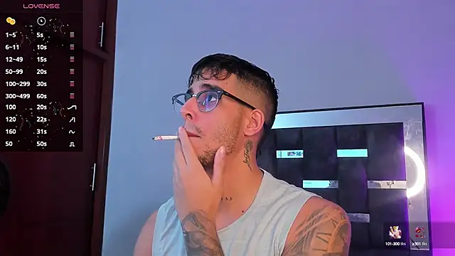 iamcamiloo  online show from March 4, 2025, 1:34 am