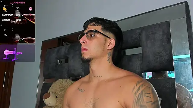 iamcamiloo  online show from October 1, 2025, 5:13 am