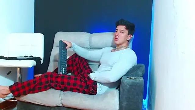 JUSTIN FULLER1 online show from March 10, 2026, 6:46 pm