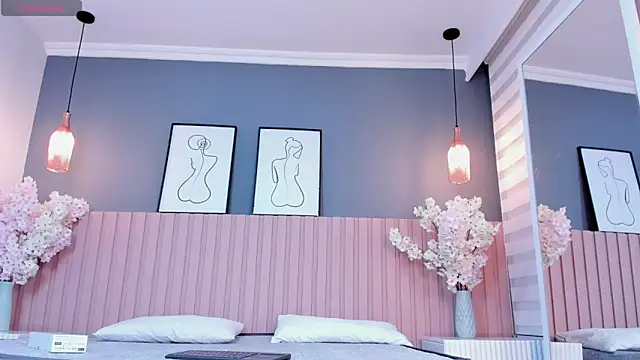 babee sophie online show from March 22, 2025, 3:09 am